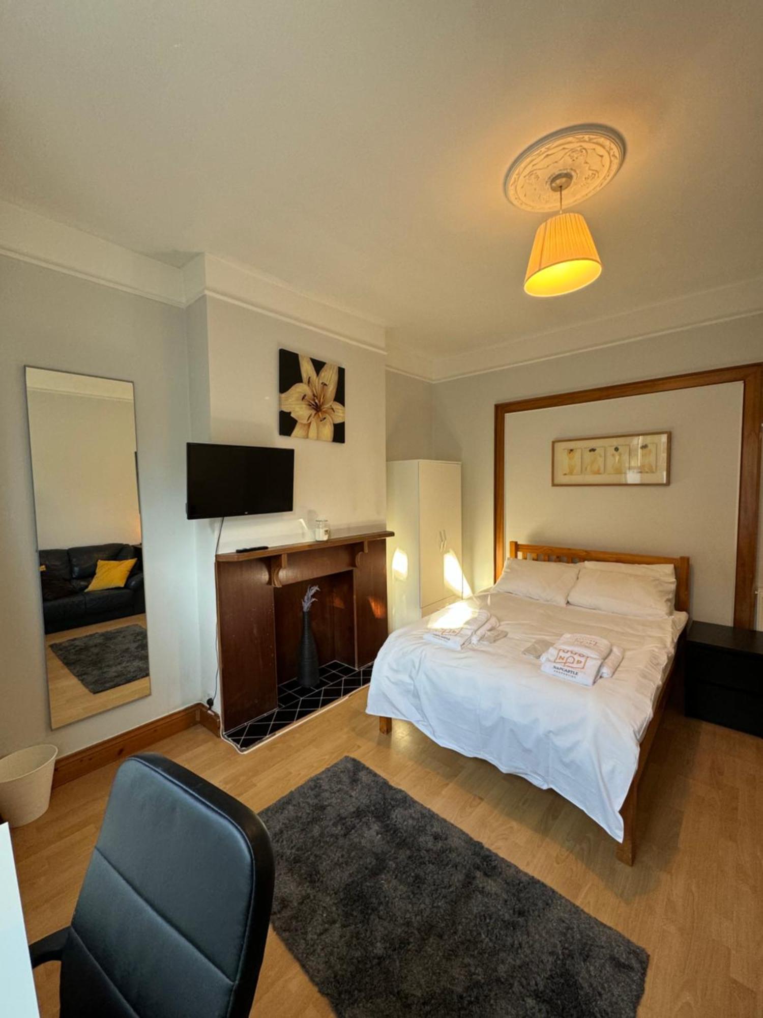 Napcastle Archway Hotel London Exterior photo